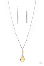 Load image into Gallery viewer, Paparazzi NecklacešTitanic Splendor - Yellow