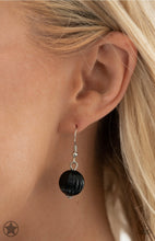 Load image into Gallery viewer, Paparazzi Necklace π Break A Leg!